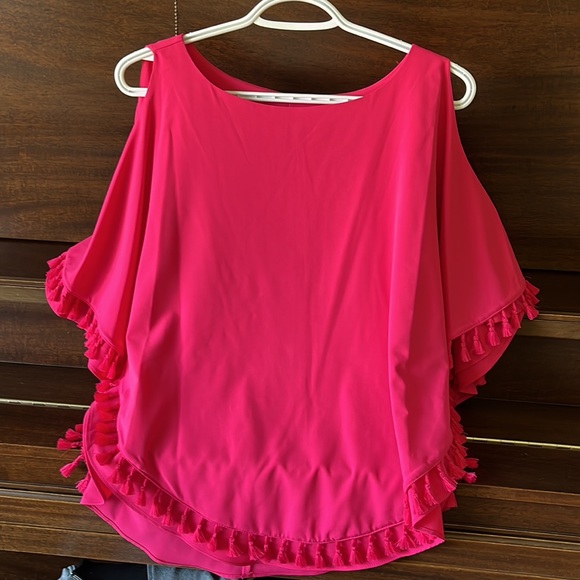 Poncho style top - Picture 2 of 7